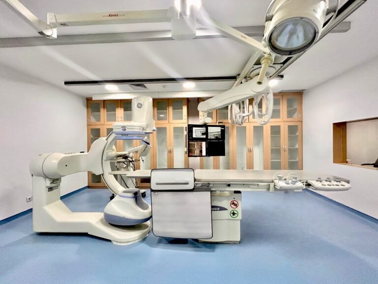 foto cathlab pluit cardiacare fiks 768x576